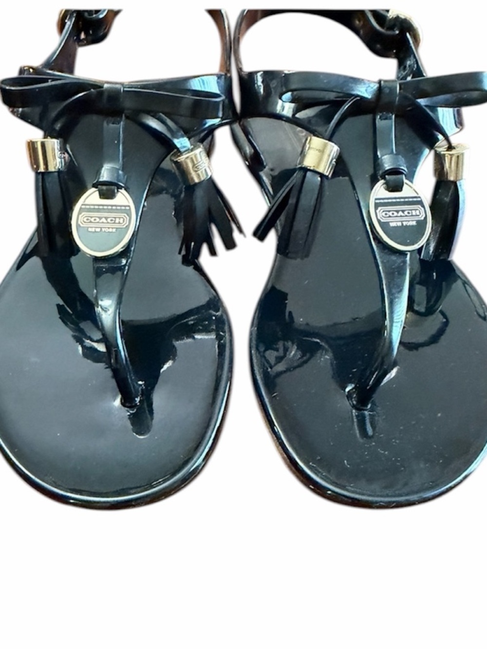 Coach Black Helma Patent T-Strap Jelly Sandals with Bow & Charm. Size 6 - Picture 3 of 8